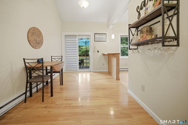 1 Abbott Road 207, Ellington, CT 06029