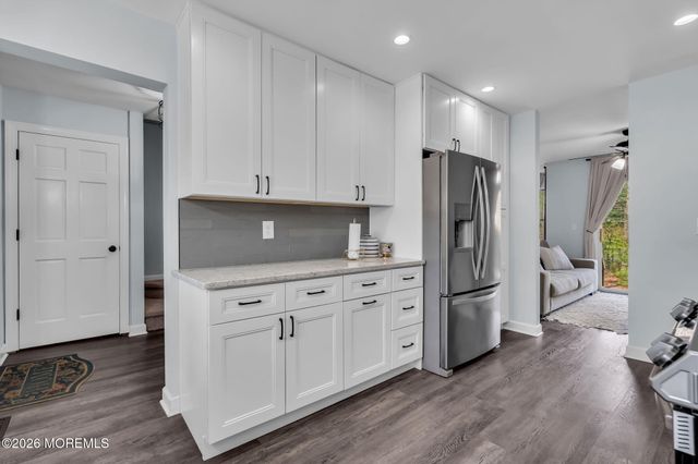 2404 Gulfstream Way, Toms River, NJ 08755