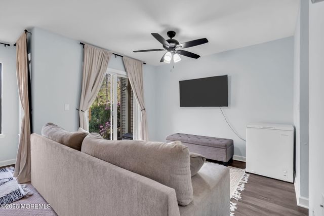 2404 Gulfstream Way, Toms River, NJ 08755