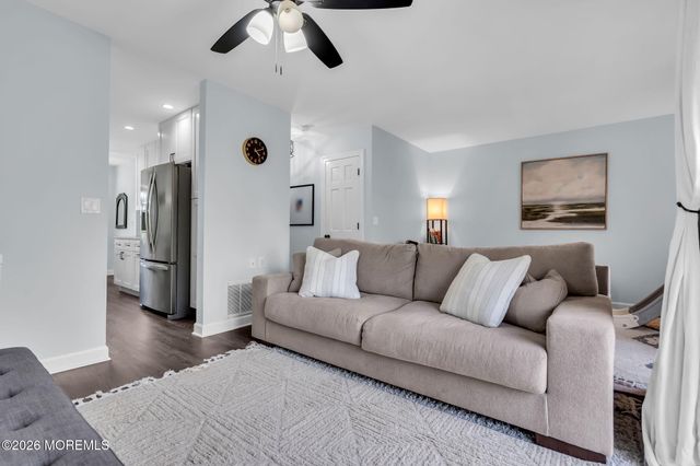 2404 Gulfstream Way, Toms River, NJ 08755