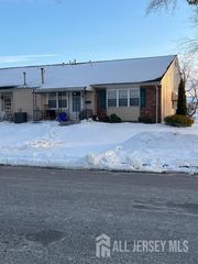 23 Haven Drive, Old Bridge, NJ 07747