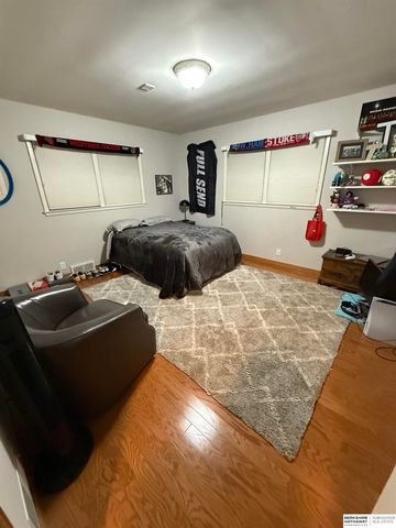 2520 S 98th Avenue, Omaha, NE 68124