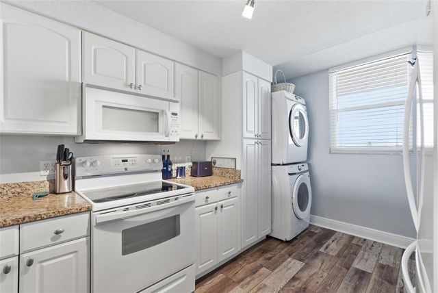 15462 GULF BOULEVARD 406, St Petersburg, FL 33708