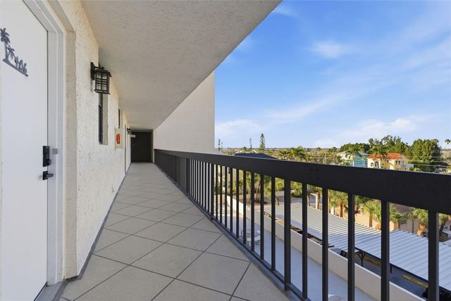 15462 GULF BOULEVARD 406, St Petersburg, FL 33708