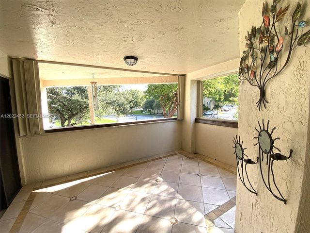 9020 SW 125th Ave F202, Miami, FL 33186