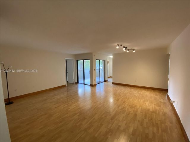9020 SW 125th Ave F202, Miami, FL 33186