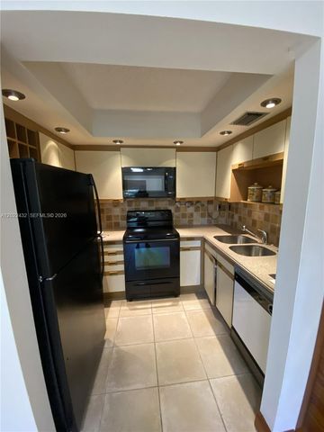 9020 SW 125th Ave F202, Miami, FL 33186