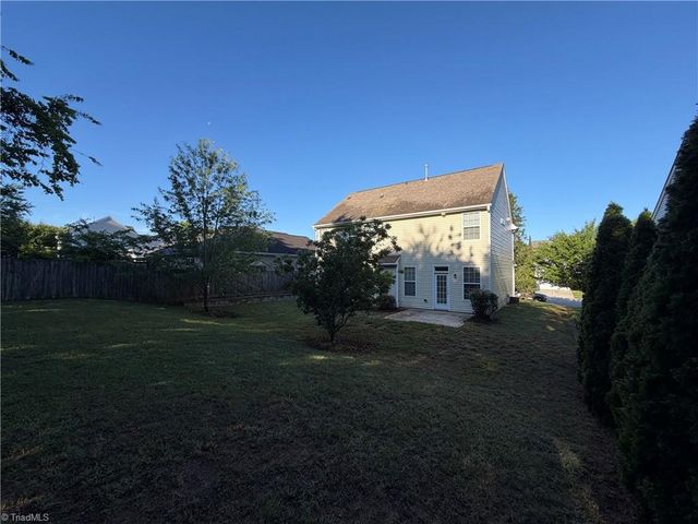 122 Kentland Ridge Drive, Kernersville, NC 27284