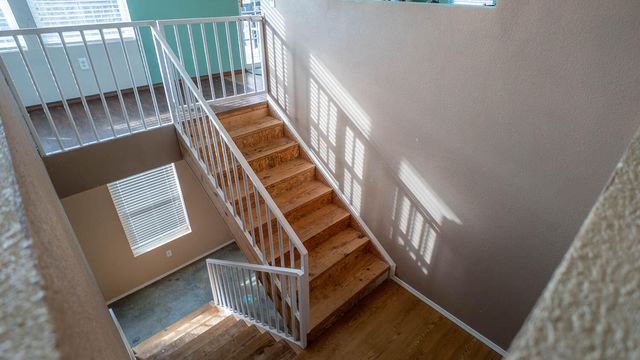 3592 County Road 4910, Willow Springs, MO 65793