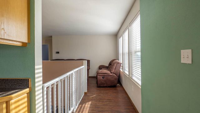 3592 County Road 4910, Willow Springs, MO 65793