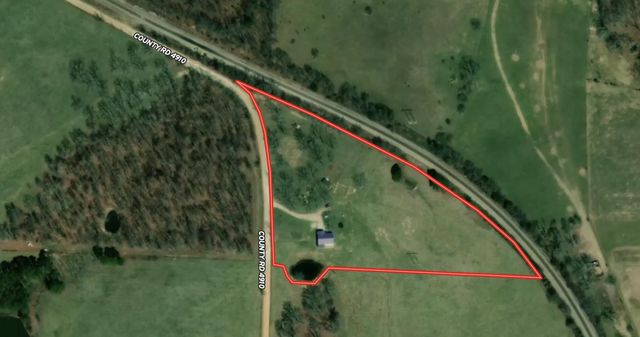 3592 County Road 4910, Willow Springs, MO 65793