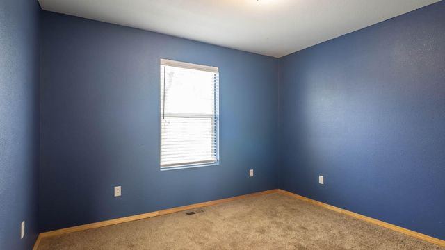 3592 County Road 4910, Willow Springs, MO 65793