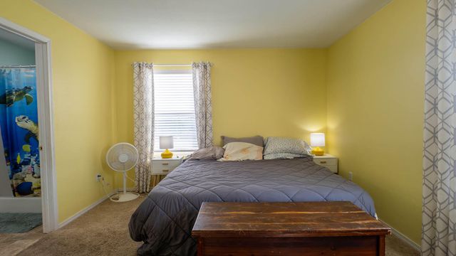 3592 County Road 4910, Willow Springs, MO 65793