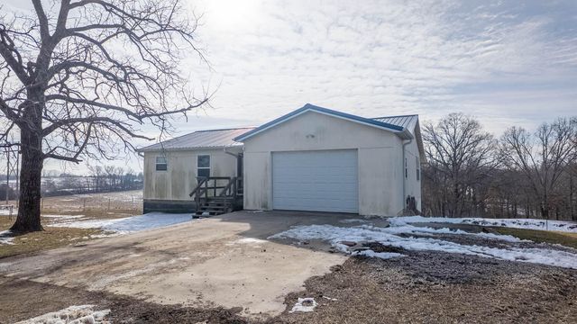 3592 County Road 4910, Willow Springs, MO 65793