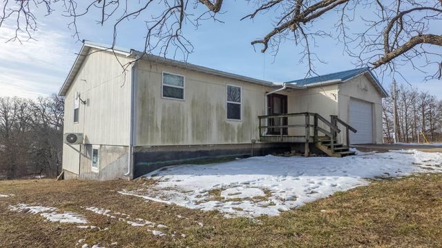 3592 County Road 4910, Willow Springs, MO 65793