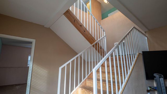 3592 County Road 4910, Willow Springs, MO 65793