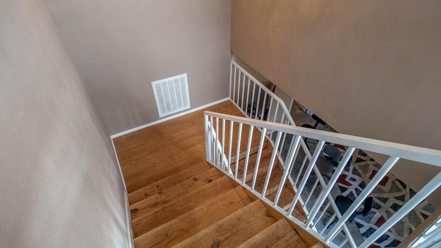 3592 County Road 4910, Willow Springs, MO 65793