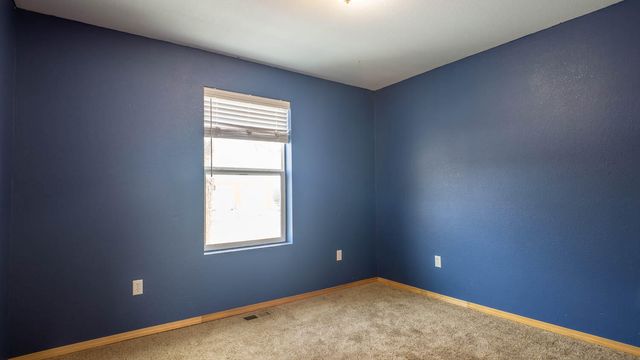 3592 County Road 4910, Willow Springs, MO 65793