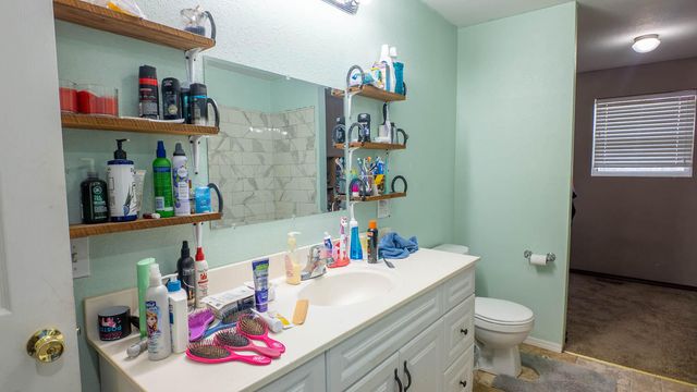 3592 County Road 4910, Willow Springs, MO 65793