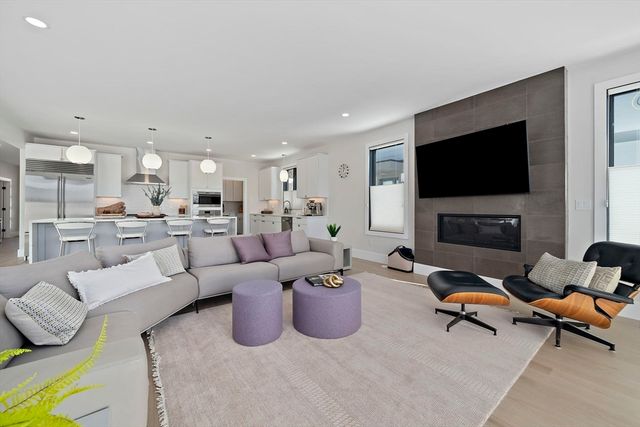 31 Brunswick Rd, Arlington, MA 02476