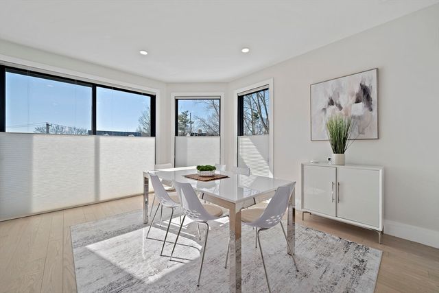 31 Brunswick Rd, Arlington, MA 02476