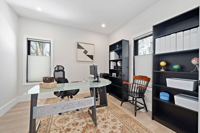 31 Brunswick Rd, Arlington, MA 02476