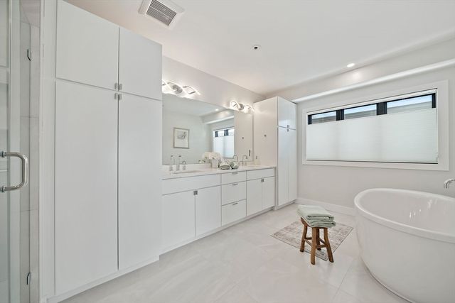 31 Brunswick Rd, Arlington, MA 02476