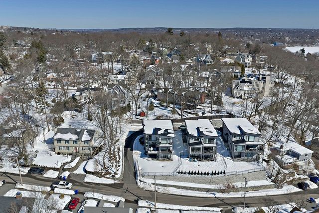 31 Brunswick Rd, Arlington, MA 02476