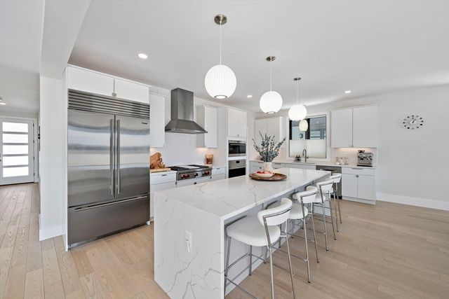 31 Brunswick Rd, Arlington, MA 02476