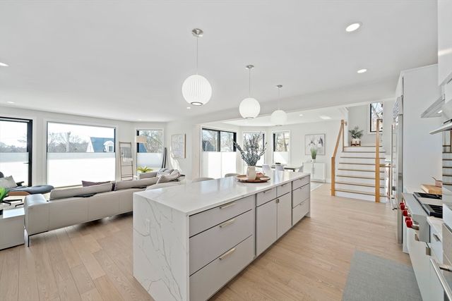 31 Brunswick Rd, Arlington, MA 02476