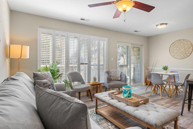 412 28th Ave N Apt G, Myrtle Beach, SC 29577