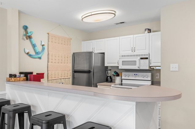 412 28th Ave N Apt G, Myrtle Beach, SC 29577