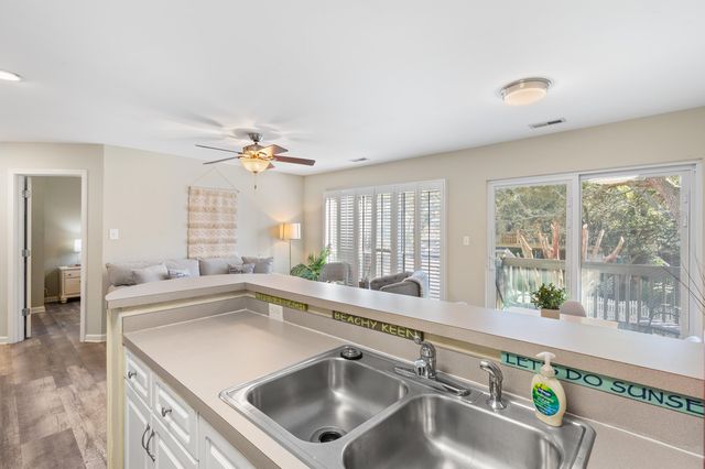 412 28th Ave N Apt G, Myrtle Beach, SC 29577