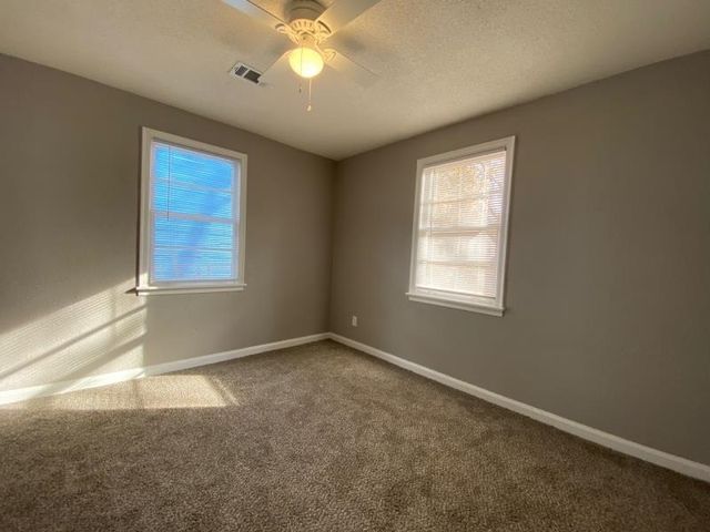 402 JACKLYN AVE, Memphis, TN 38106