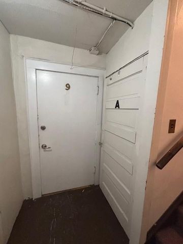 1401 Willow Street 9, Minneapolis, MN 55403