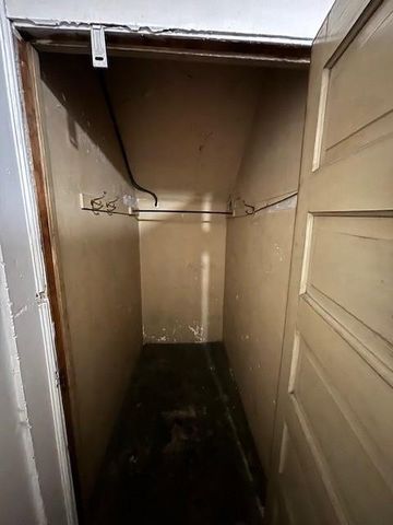 1401 Willow Street 9, Minneapolis, MN 55403