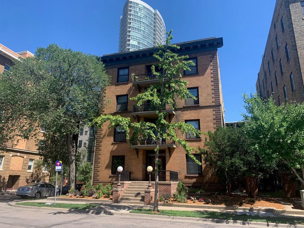 1401 Willow Street 9, Minneapolis, MN 55403