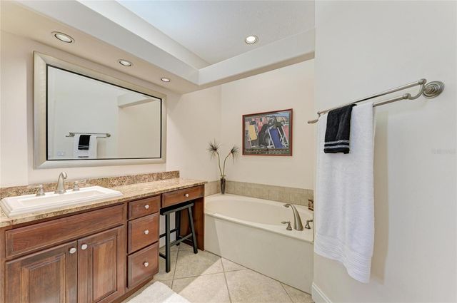 3907 ALAMANDA DRIVE, Sarasota, FL 34238