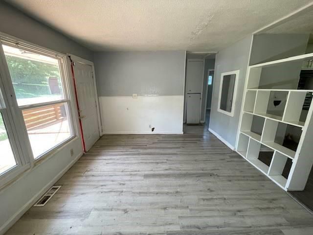 4135 Jackson Avenue, Kansas City, MO 64130