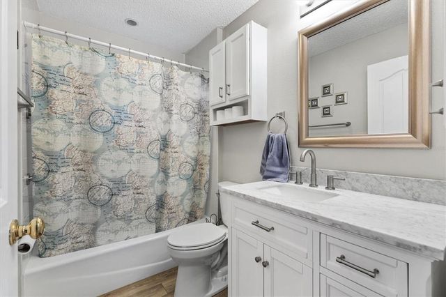 2120 CALLAWAY DRIVE, The Villages, FL 32162