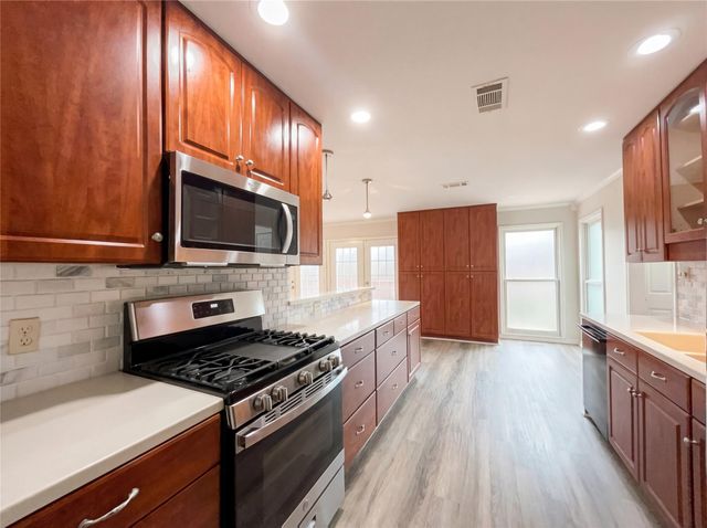 3604 Lucas DR, Austin, TX 78731