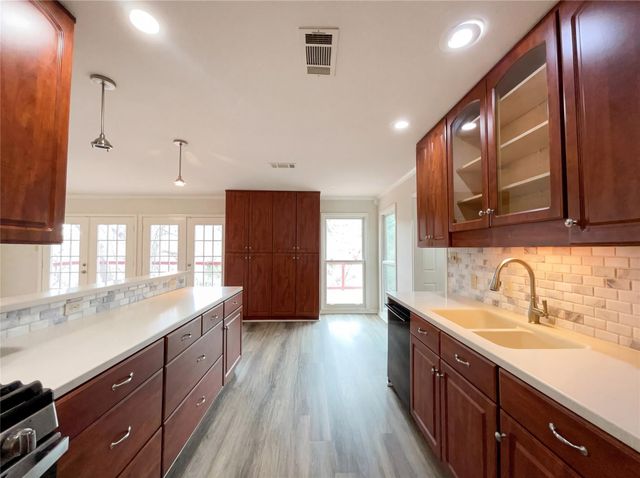 3604 Lucas DR, Austin, TX 78731