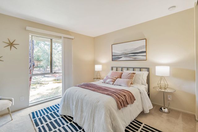 675 Sharon Park Dr 245, Menlo Park, CA 94025