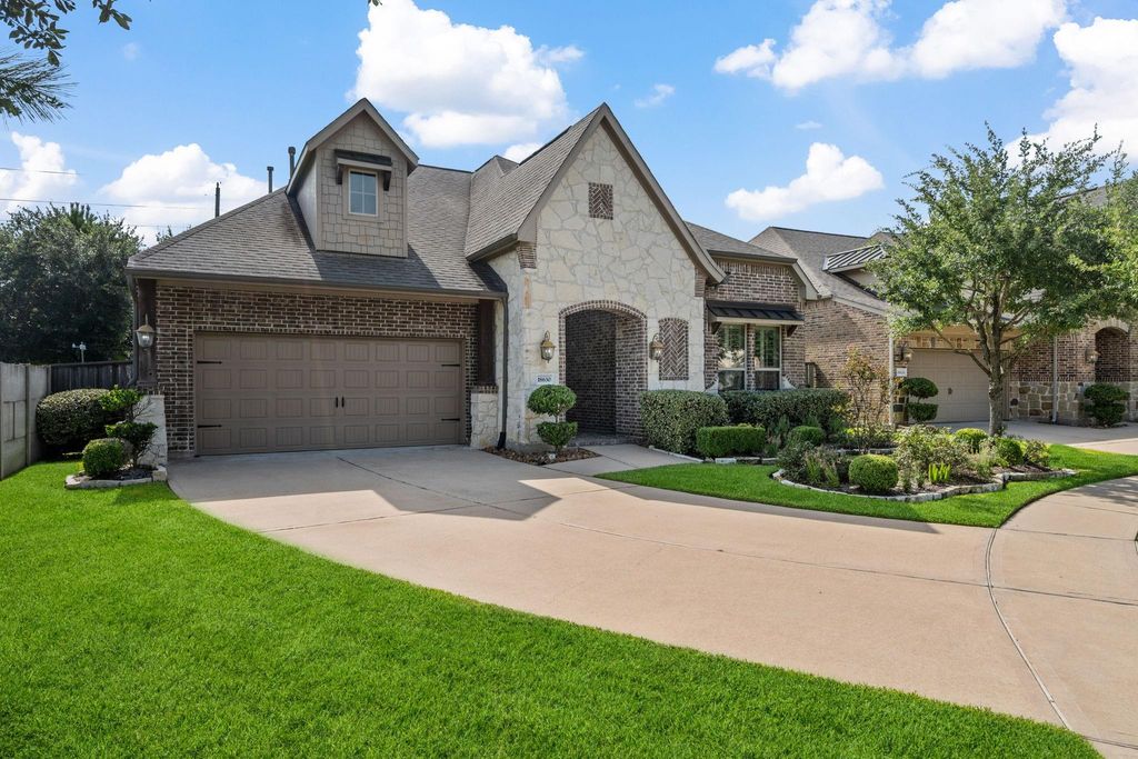 18630 Luma Cove Lane, Cypress, TX 77429