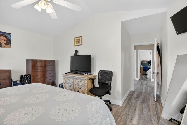 226 NW 75th Way, Plantation, FL 33317