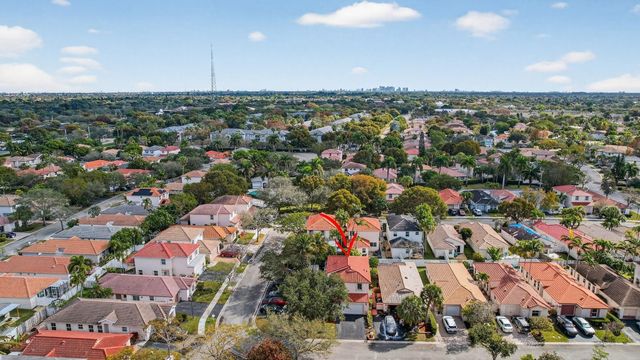 226 NW 75th Way, Plantation, FL 33317