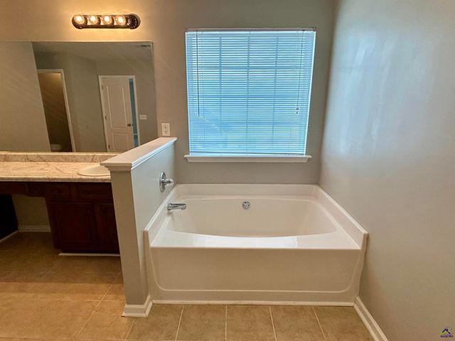 107 Rodney Drive, Warner Robins, GA 31088