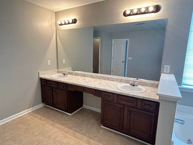 107 Rodney Drive, Warner Robins, GA 31088