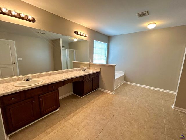 107 Rodney Drive, Warner Robins, GA 31088