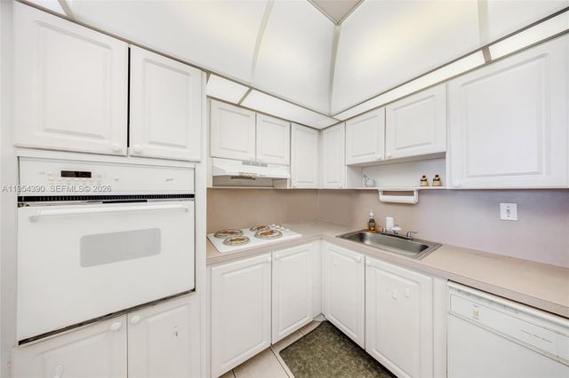 19370 Collins Avenue 502, Sunny Isles Beach, FL 33160